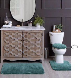 Nestwell Performance Toilet Lid Cover in Laurel Wreath Green - brand new w/ tags